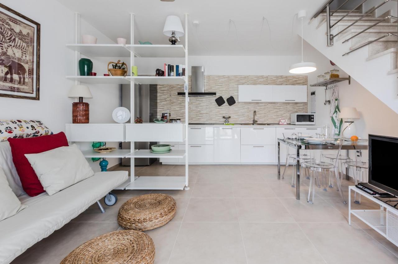 Pula Comfy Apartment W/ Private Parking Kültér fotó