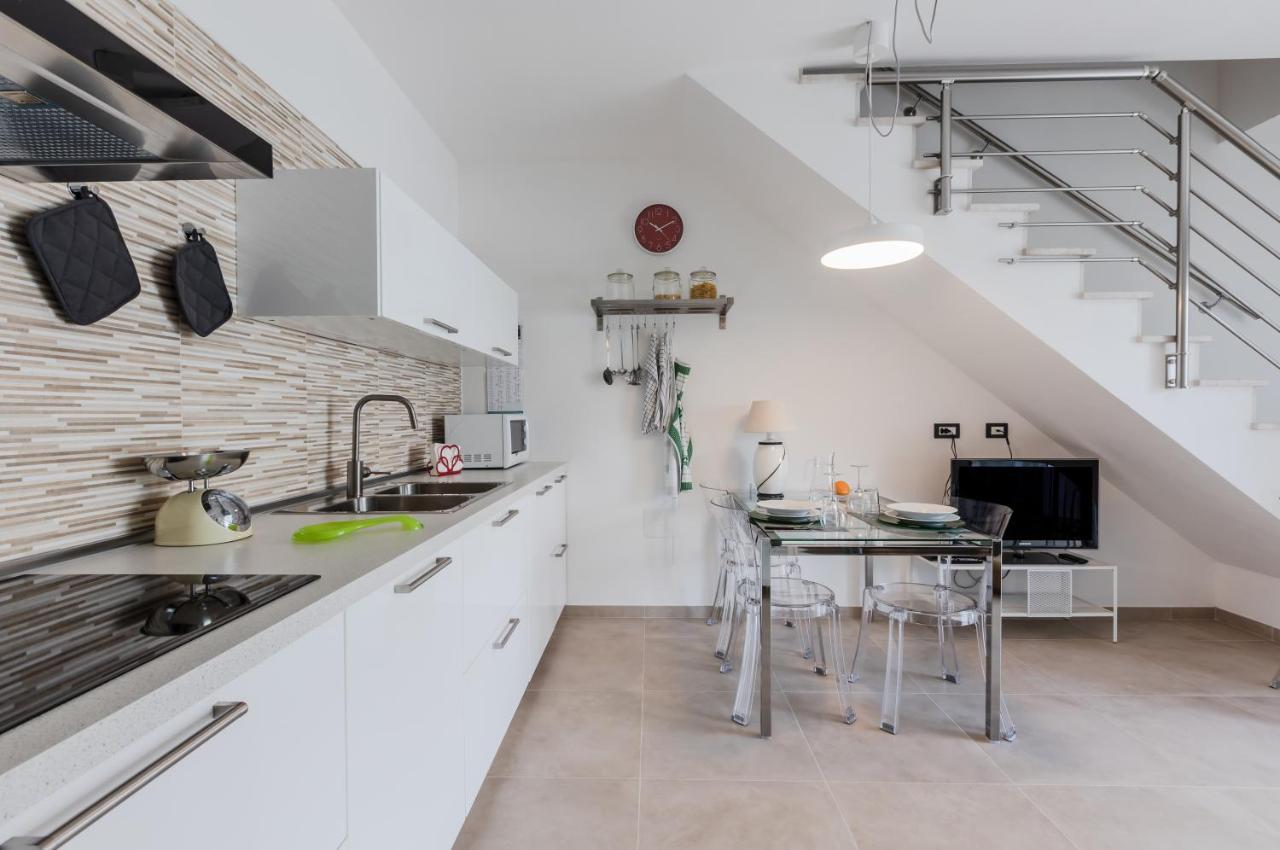 Pula Comfy Apartment W/ Private Parking Kültér fotó